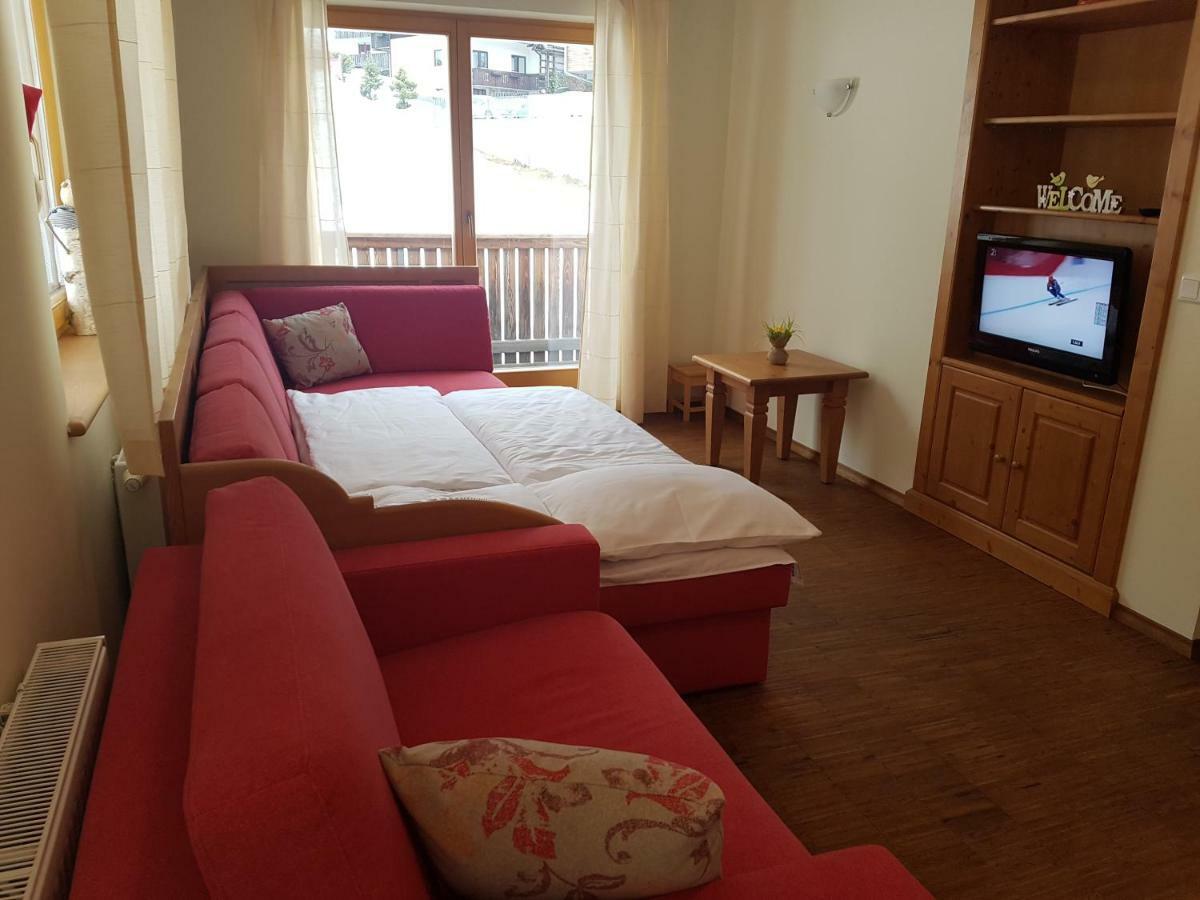 Apartma Lenka كْرانْيِسكا غورا المظهر الخارجي الصورة